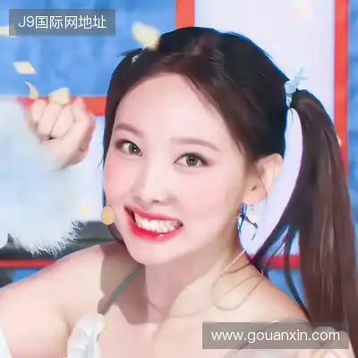 蓬盈晓